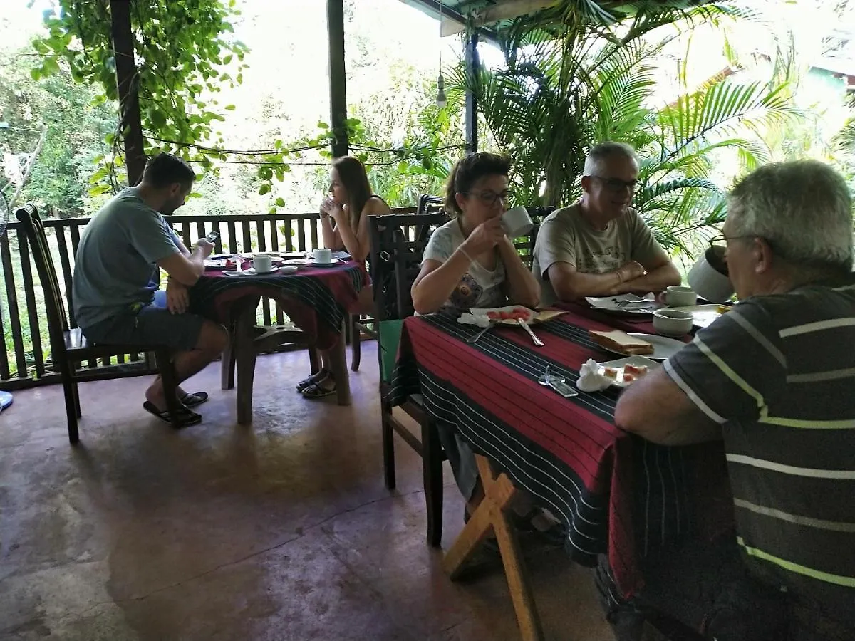 Séjour chez l'habitant Gangula Eco Lodge Sigirîya